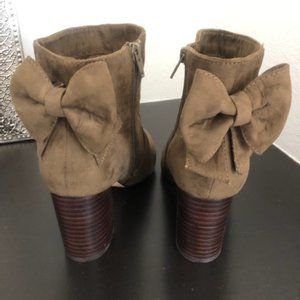 Army Green Ankle booties with back bow